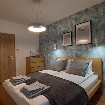 Bpr Space Grey Home With Balcony Budapešť Exteriér fotografie