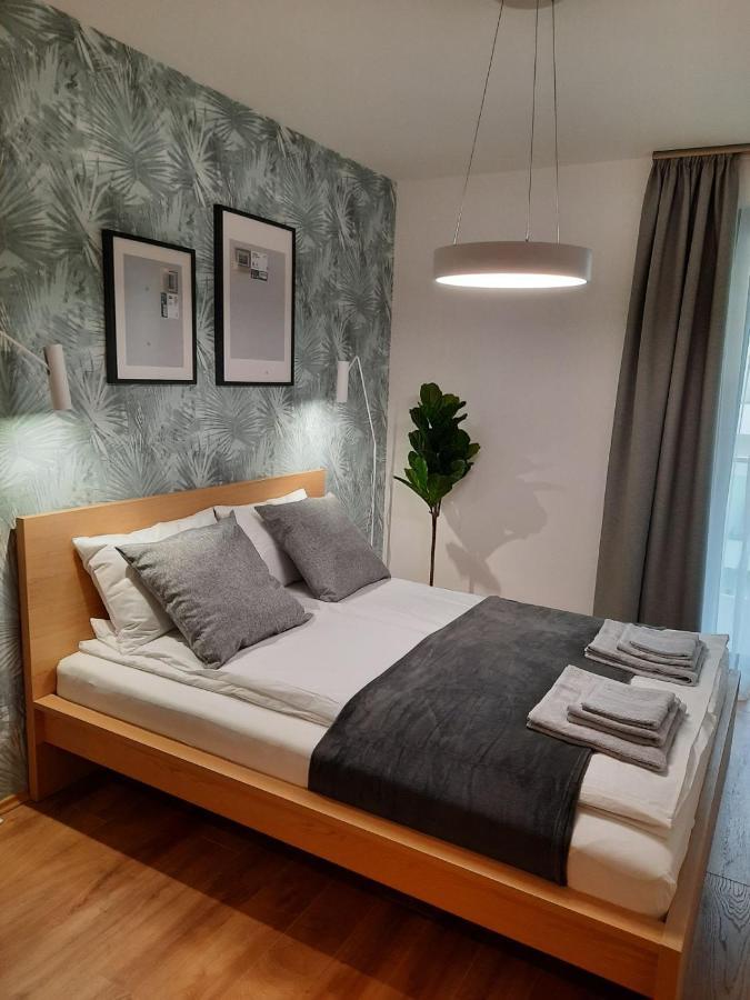Bpr Space Grey Home With Balcony Budapešť Exteriér fotografie